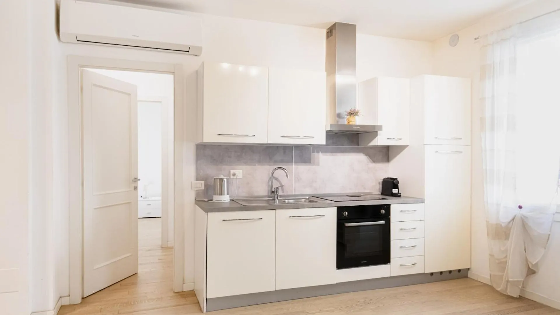 Easylife - Stile E Comfort Sui Navigli Apartment Milan