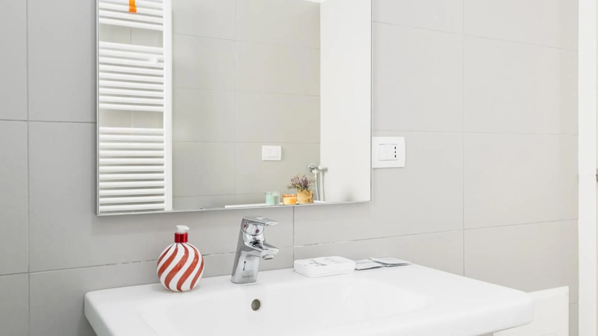Easylife - Stile E Comfort Sui Navigli Apartment Milan 0*,  Italy